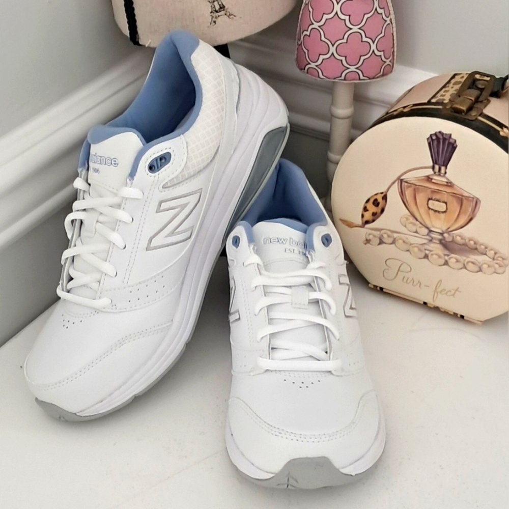 New Balance 928V3 White & Blue Women's Sneakers NWOB